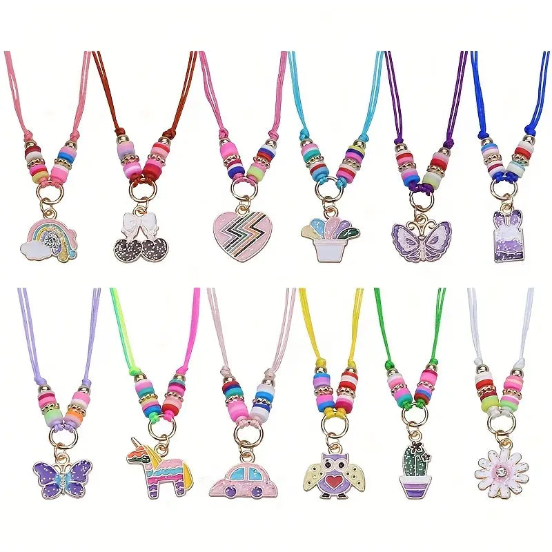 COLGANTES DE HILO AJUSTABLE CON DIJES BRILLOS Y COLOR