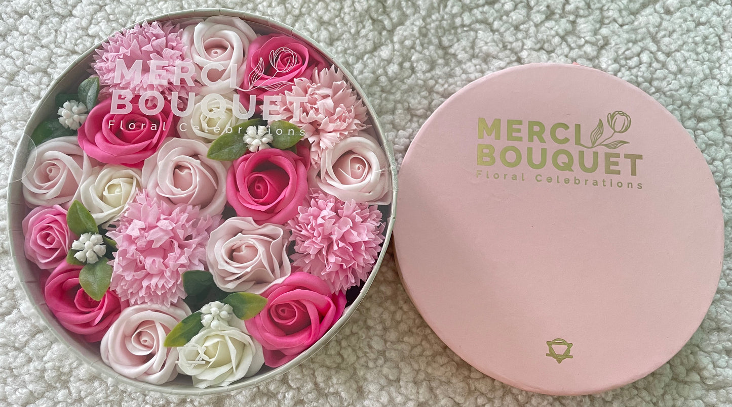 CAJA REDONDA DE BELLAS FLORES ROSAS DE JABÓN RAMO DE FLORES EN ESTUCHE DE REGALO