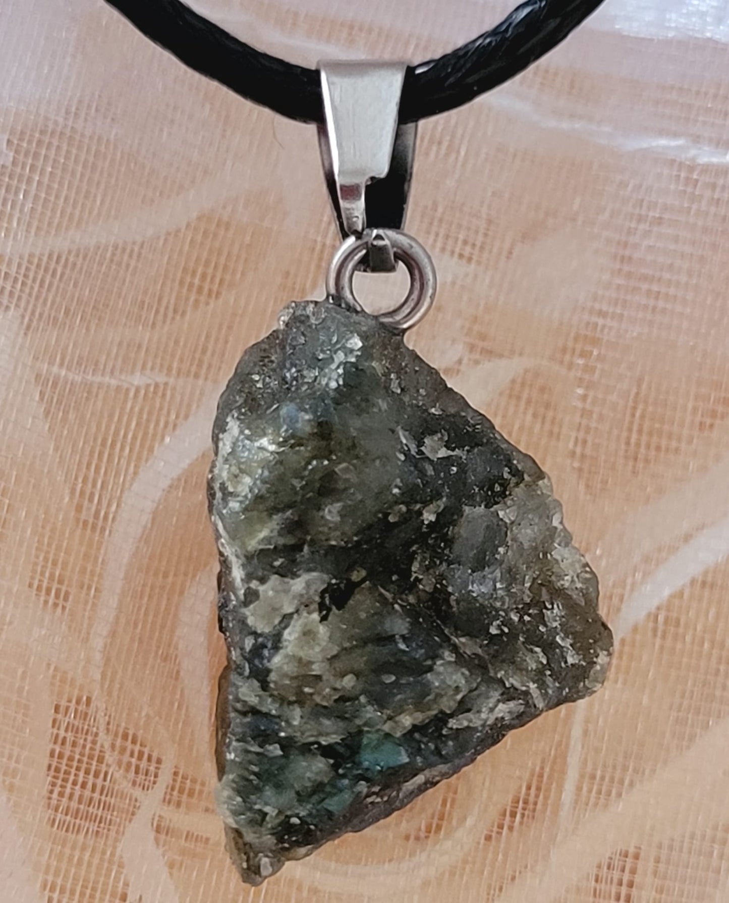 COLLAR DE PIEDRA NATURAL CUARZO AHUMADO