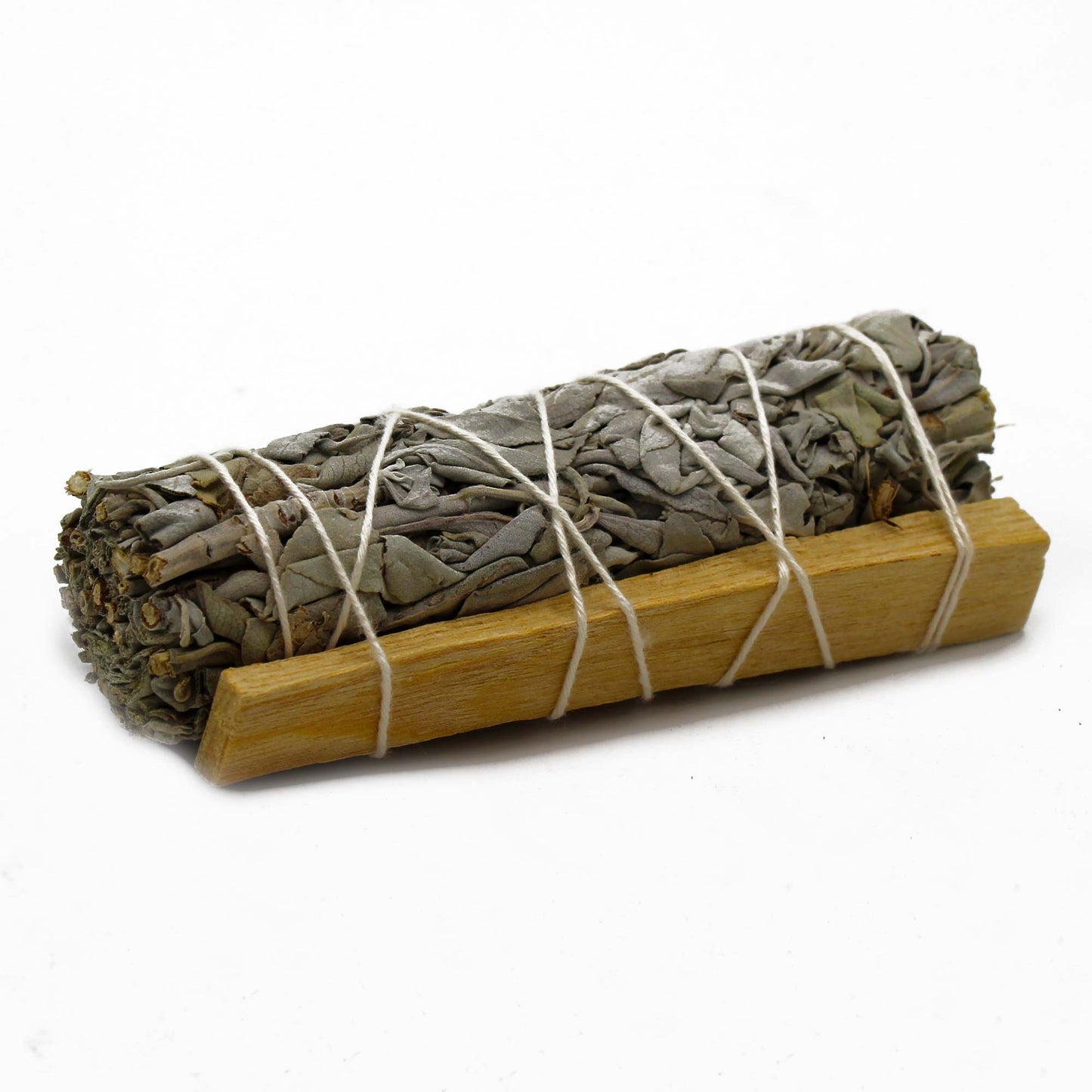 ATADO DE SALVIA Y PALO SANTO