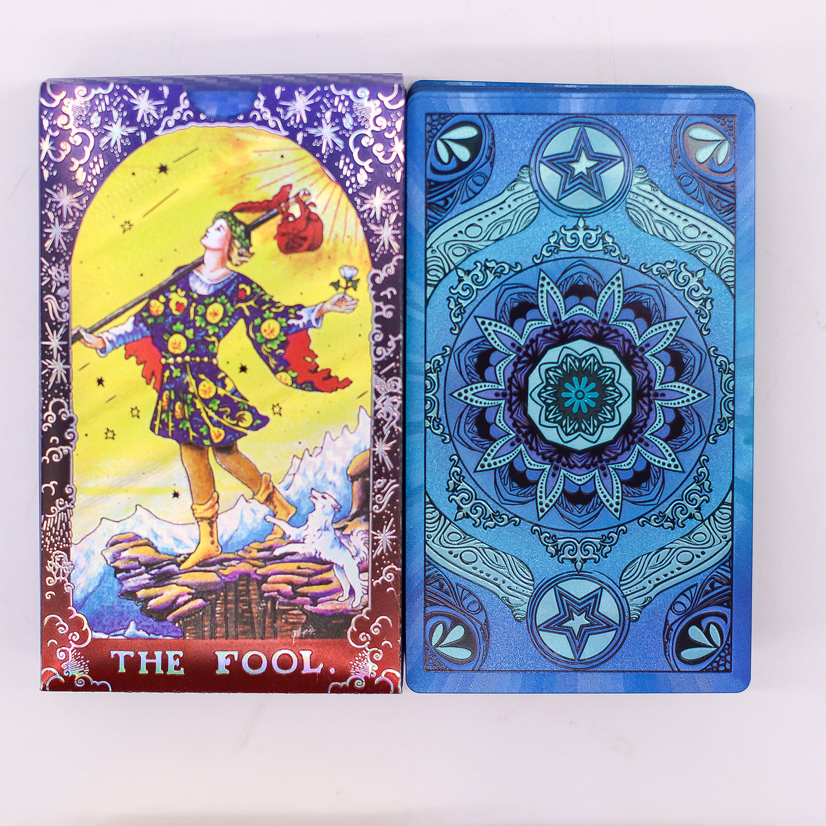 Cartas de tarot azul con lámina de oro · Mandala y folleto