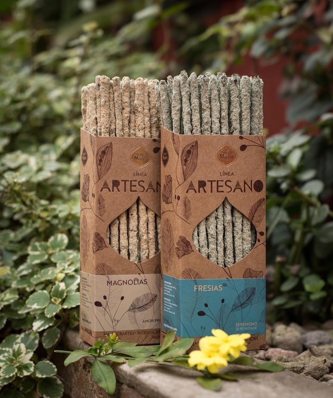 INCIENSO ARTESANO NATURAL PALO SANTO Y CHAMPA