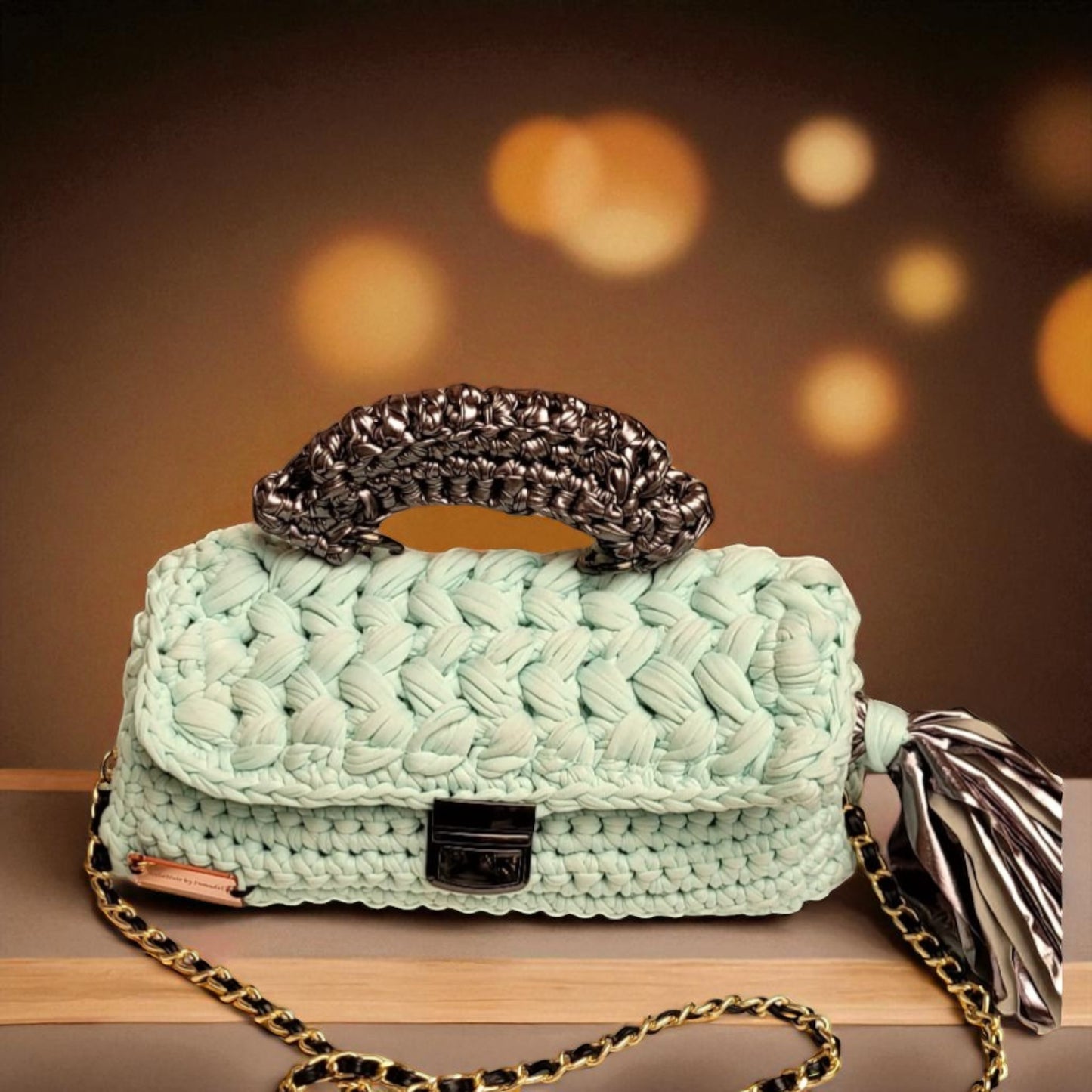 BOLSO TEJIDO A MANO AGUAMARINA